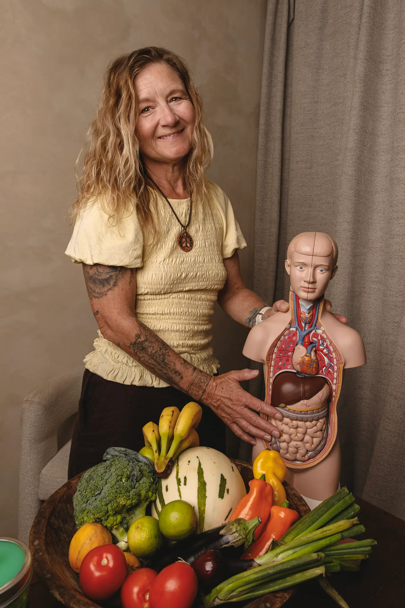 Nikkie Windsor on stage at Big Retreat Festival demonstrating the Midlife Fusion Bowl recipe